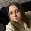 Elizabeth, 22 года