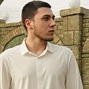 Гагик, 18 лет