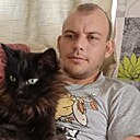 Макс, 33 года