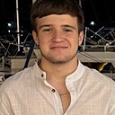 Лев, 18 лет