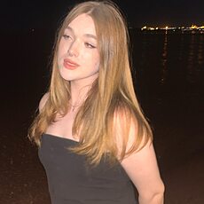Фотография девушки Лиза, 19 лет из г. Саратов