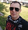 Den, 43 года