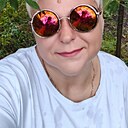 Lara, 44 года