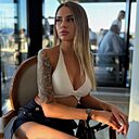 Вика, 25 лет