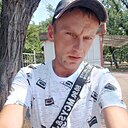 Саша, 33 года