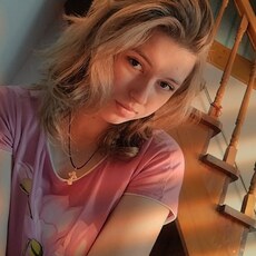 Фотография девушки Карина, 23 года из г. Рославль
