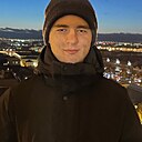 Максим, 20 лет
