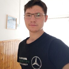 Фотография мужчины Алексей, 18 лет из г. Киренск