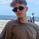 Олег, 23 года