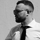 Мужчина, 34 года