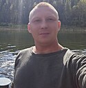 Roman, 33 года