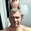 Иналь, 37 лет