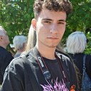 Макс, 20 лет