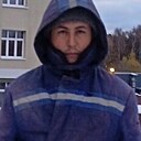 Илхом, 33 года