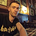 Толик, 32 года