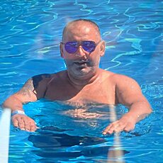 Фотография мужчины Danyel, 43 года из г. Timișoara