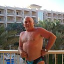 Frank, 69 лет