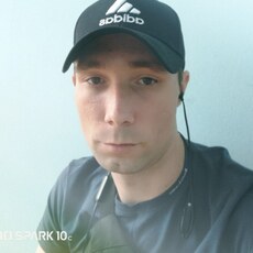 Фотография мужчины Антон, 28 лет из г. Красновишерск