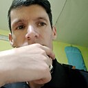 Одинок, 25 лет