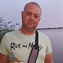 Artykuł, 42 года