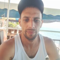 Фотография мужчины Артём, 39 лет из г. Первоуральск