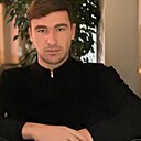 Hos, 21 год