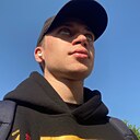 Максим, 22 года