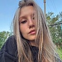 Софа, 22 года