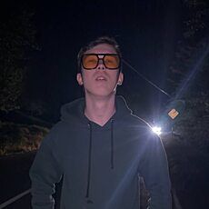 Фотография мужчины Михаил, 18 лет из г. Майкоп