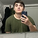 Акбар, 18 лет