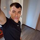 Максим, 33 года
