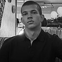 Максим, 19 лет