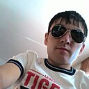 Охунжон, 32 года
