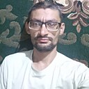 Усто, 32 года
