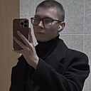 Михаил, 22 года