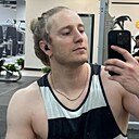 Михаил, 32 года