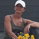 Tata, 44 года
