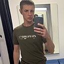 Макс, 33 года