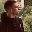 Роман, 20 лет