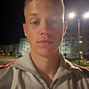 Виктор, 19 лет