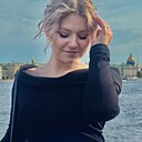 Zainab, 23 года