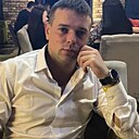 Михаил, 33 года
