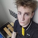 Михаил, 18 лет
