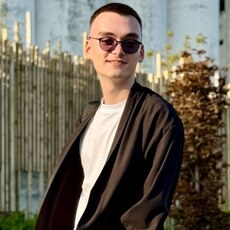 Фотография мужчины Денис, 20 лет из г. Саратов