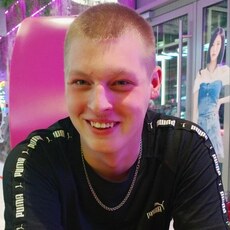 Фотография мужчины Евгений, 20 лет из г. Санкт-Петербург