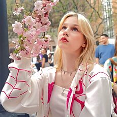 Фотография девушки Лина, 18 лет из г. Санкт-Петербург
