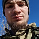 Артур, 24 года