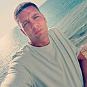 Антон, 32 года