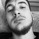 Неизвестный, 20 лет