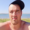 Михаил, 33 года